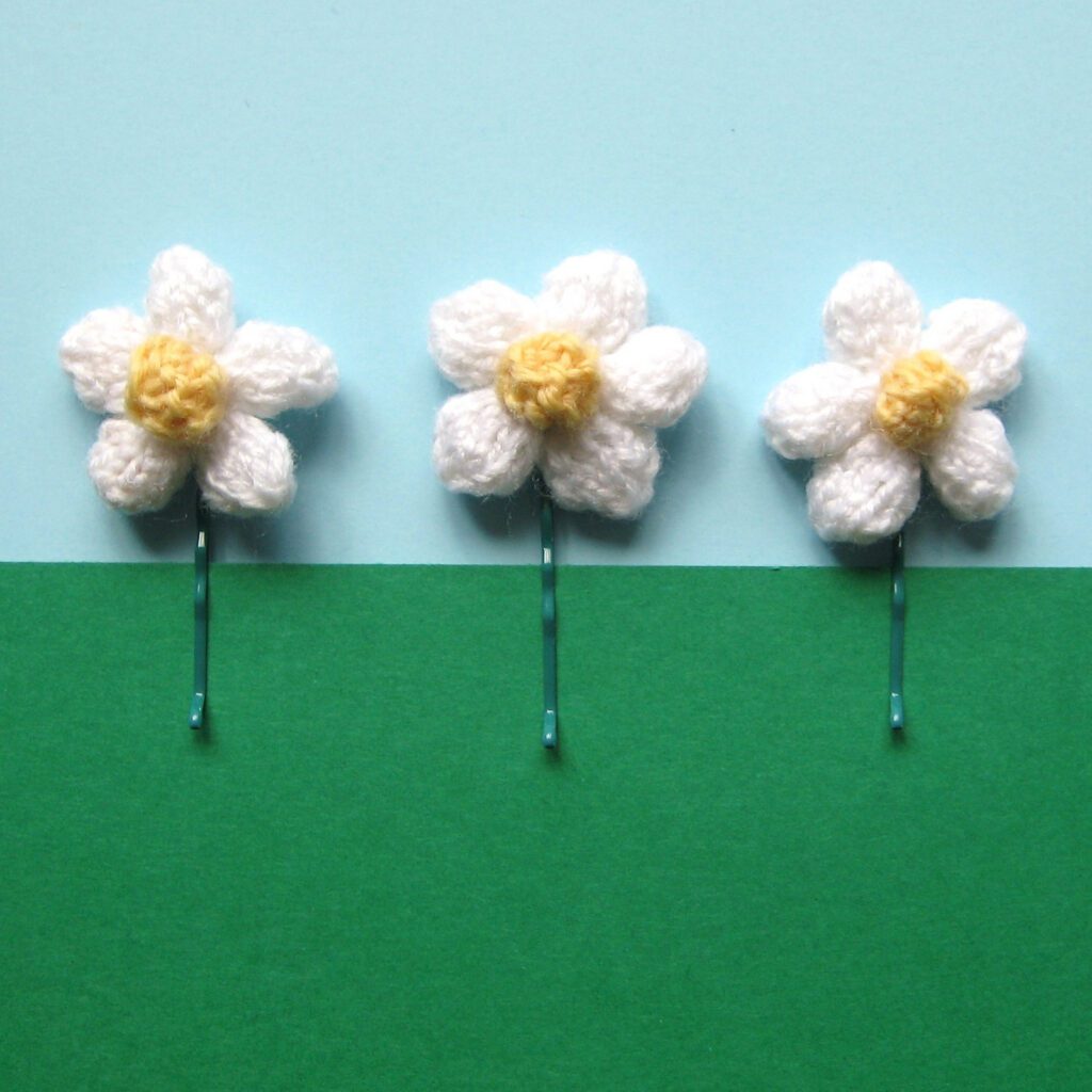 Daisy Knitting Pattern