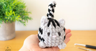 No Sew Crochet Gray and Black Tabby Cat